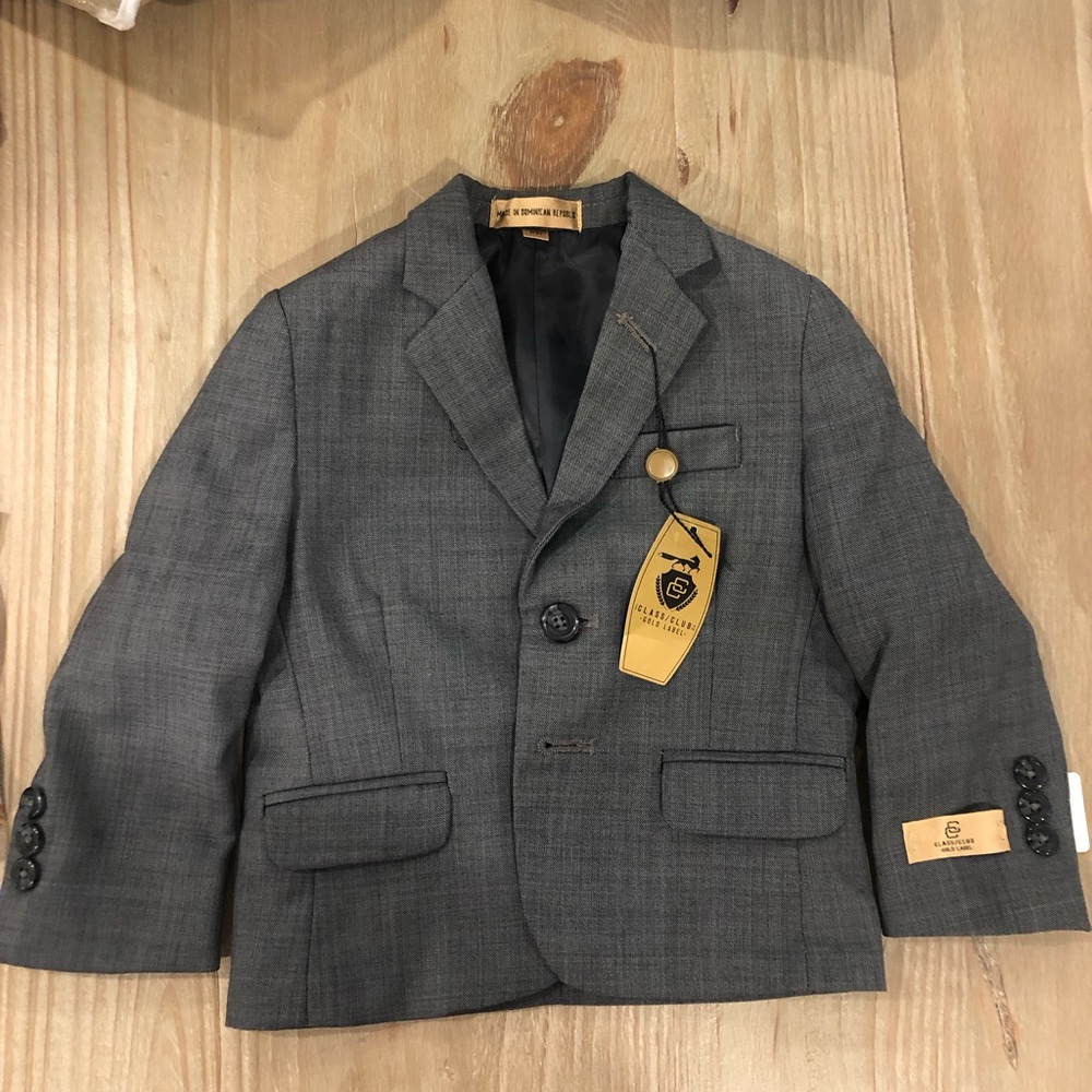 The Class/Club Gold Label Toddler boy suit (coat only) Size 3T. Never worn.